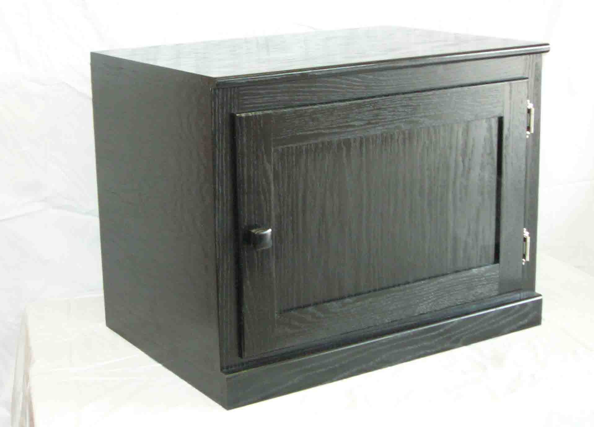 Slot stands